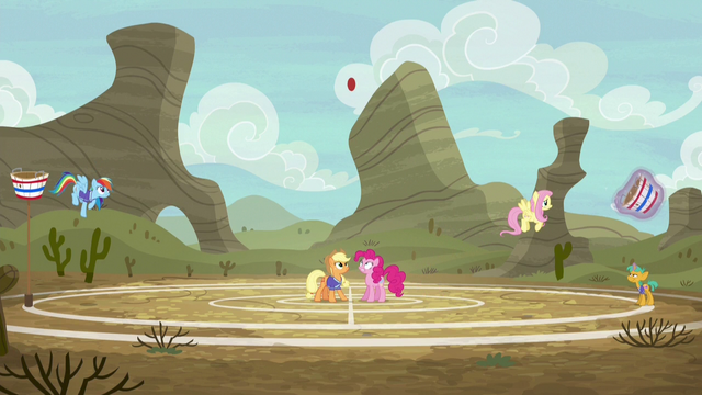File:Applejack starts the practice game buckoff S6E18.png