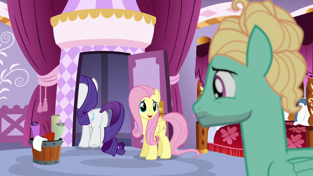 File:Fluttershy wishing Zephyr good luck S6E11.png