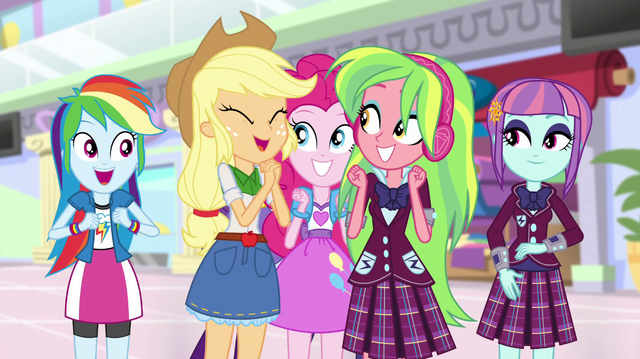 File:Applejack "make Camp Everfree look just like new" EGS1.png