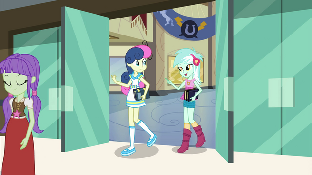 File:Lyra and Sweetie Drops talking EG3.png