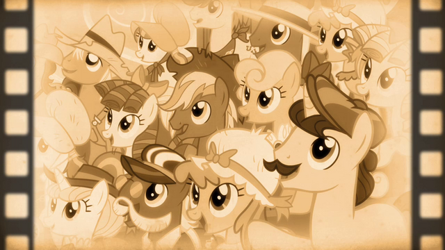 File:The audience watching S4E20.png