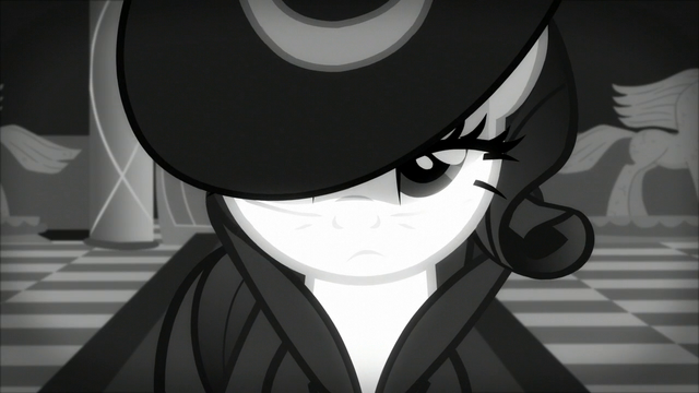 File:Rarity looking determined S5E15.png