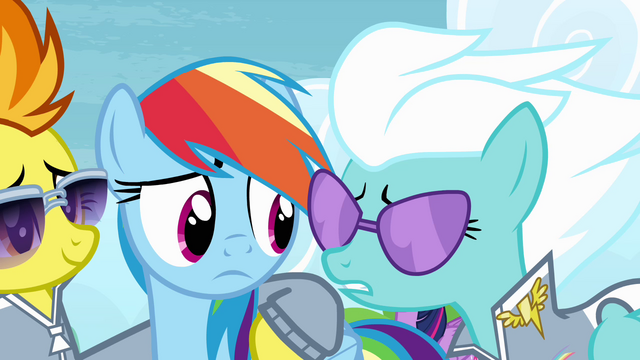 File:Fleetfoot "you won't be able to fly for Ponyville" S4E10.png