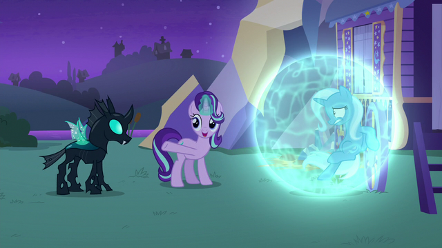File:Starlight Glimmer introduces Trixie to Thorax S6E25.png