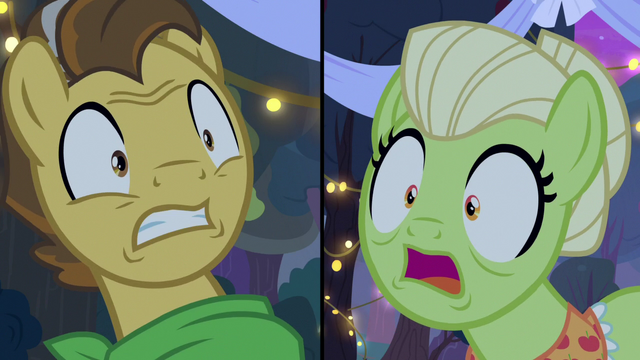 File:Granny Smith and Grand Pear aghast S7E13.png