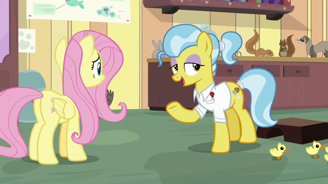 File:Dr. Fauna "a snake wants to slither in" S7E5.png