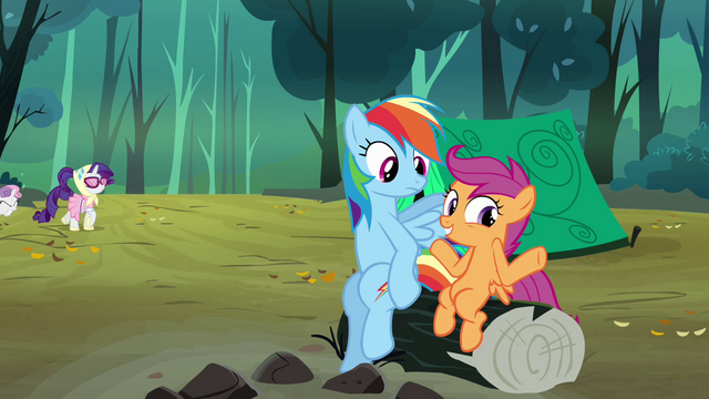 File:Scootaloo shrug S3E6.png