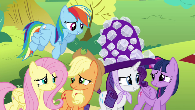 File:Pinkie Pie's friends nervous S4E18.png