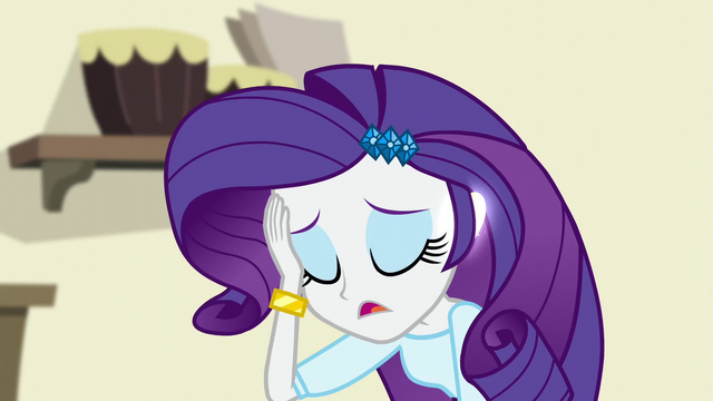 File:Rarity's ears return to normal EG3.png