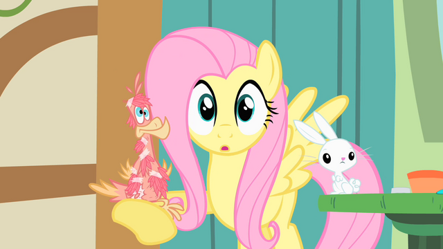File:Fluttershy with Philomena in the hoof S1E22.png
