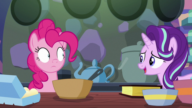 File:Starlight Glimmer "let's get to work" S6E21.png