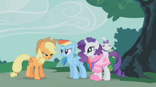 File:Applejack talks to Rarity S1E14.png