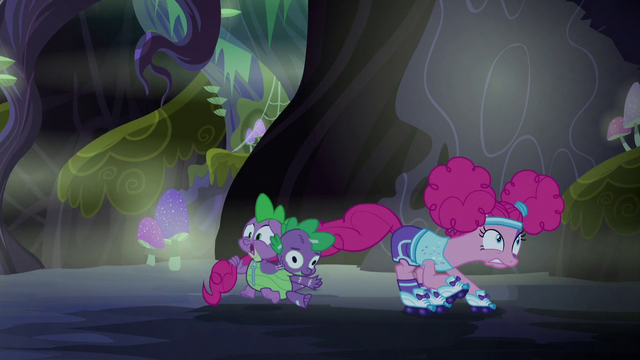 File:Spike and Pinkie run from the monster S5E21.png