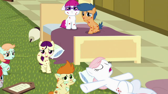 File:Nurse Redheart fainting S7E3.png