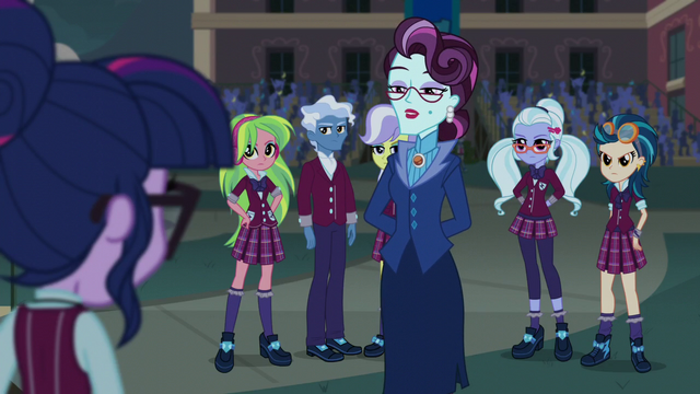 File:Principal Cinch starts singing EG3.png