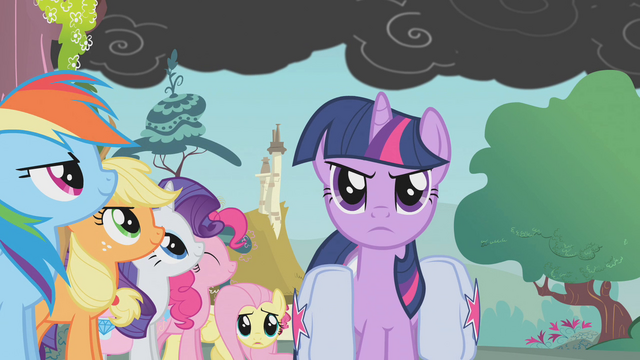 File:Twilight addresses her friends S1E07.png