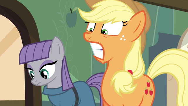 File:Applejack shocked S4E18.png