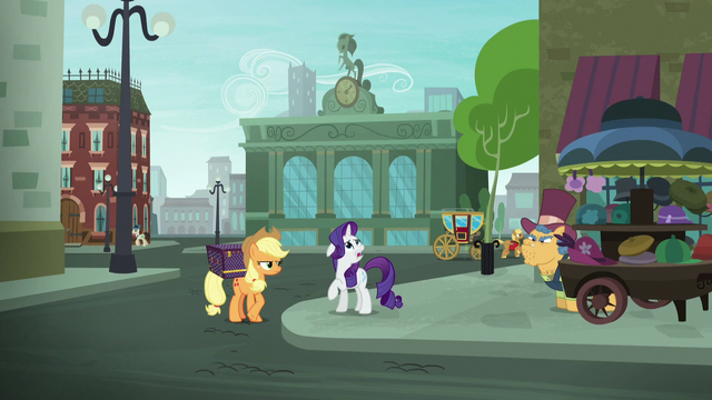 File:Rarity scoffing again S5E16.png