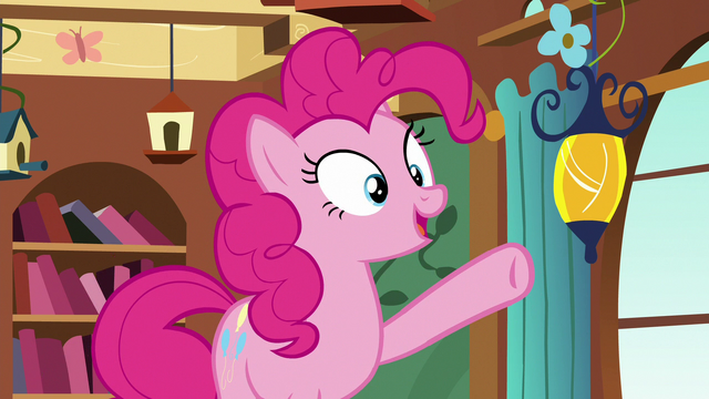 File:Pinkie Pie "best construction pony in Ponyville" S7E5.png