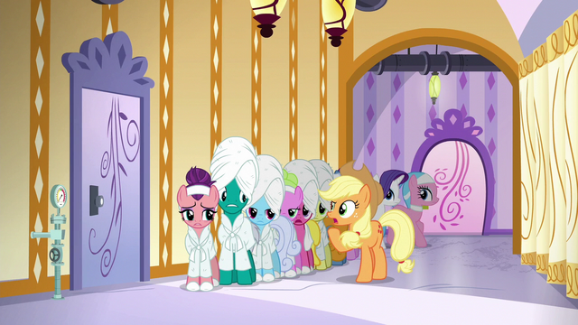 File:Applejack "why are y'all just standin' here?" S6E10.png
