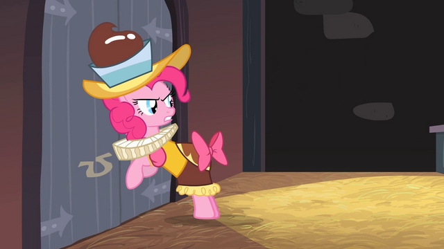 File:Chancellor Puddinghead leaving the summit S2E11.png