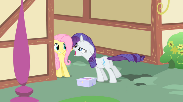 File:Rarity leaves the scene S1E25.png