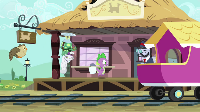 File:Spike rushing S03E11.png