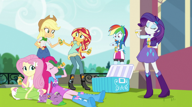 File:Main six taking a soda break EGS1.png