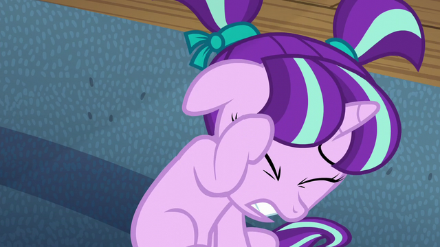 File:Starlight braces herself S5E26.png