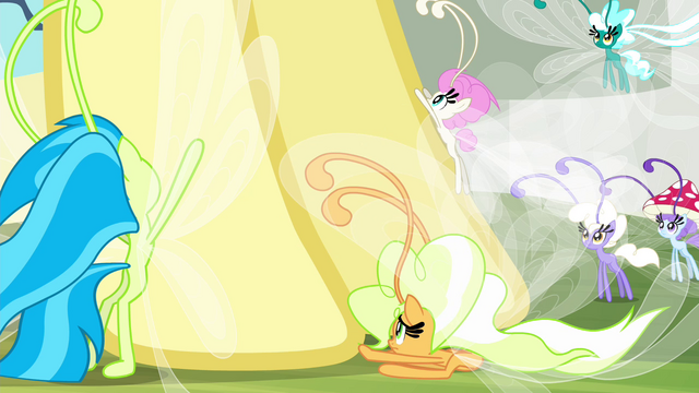 File:Breezies at Fluttershy's hooves S4E16.png