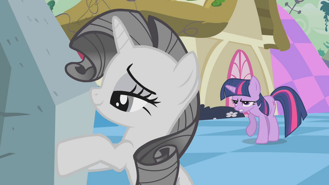 파일:Grey Rarity admiring rock S2E2.png