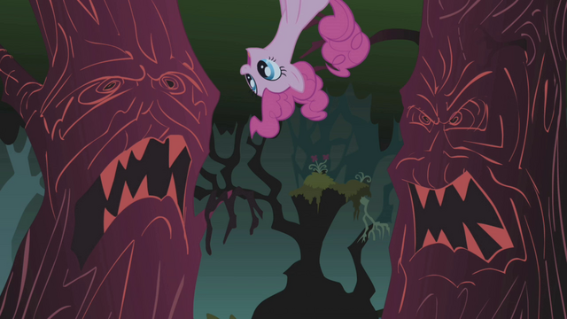 파일:Pinkie Pie singing Everfree Forest 3 S1E02.png