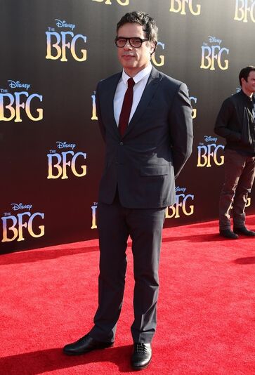 File:Jemaine-clement-premiere-the-bfg.jpg