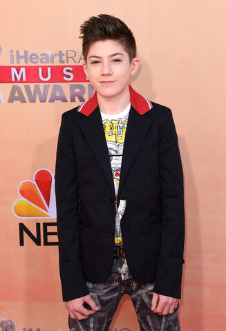 File:Mason Cook - 2015 iHeartRadio Music Awards 1.jpg
