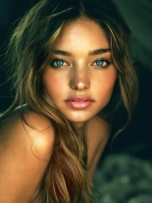 Miranda-kerr-hair-treatment