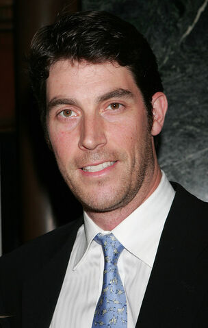 File:John Viener.jpg