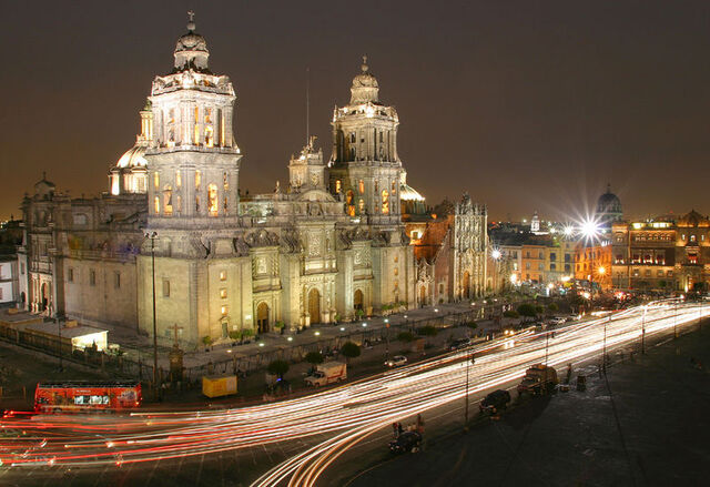 Archivo:Mexico-city-cathedral.jpg