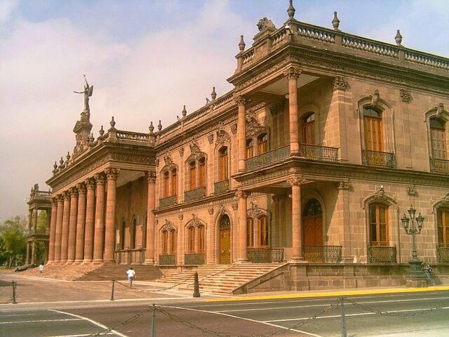 Archivo:Mexico-nuevo-leon-monterrey-palacio-de-gobierno.jpg