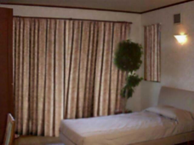 File:深の自室、ベッド hiru.jpg