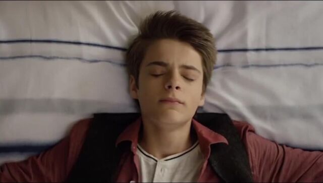 File:Max's Bed2.jpeg