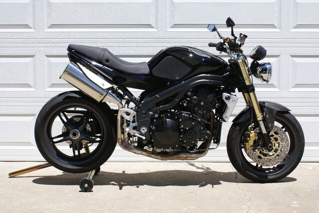 Datei:Speed Triple-1849.jpg