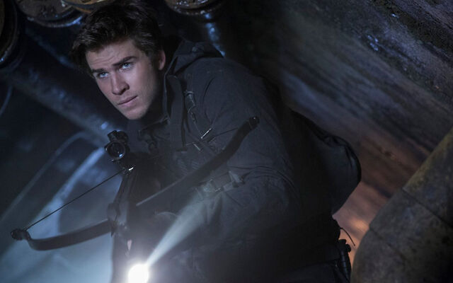 Файл:Mockingjaypart2-blog.jpg