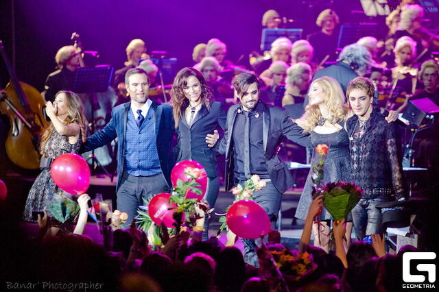 Fichier:Troupe Concert.jpg
