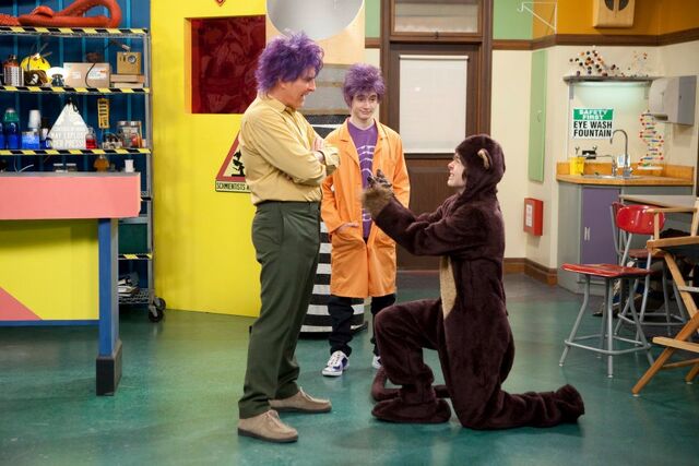 File:Mr. TV03.jpg