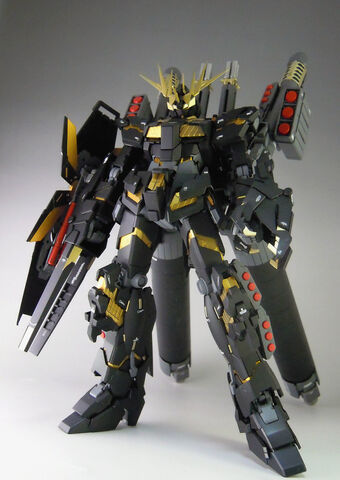 File:RX-0 Full Armour Unicron Gundam 02 Banshee Gunpla.jpg