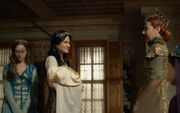 Nazenin-hatunun-bebeği-ve-hürrem-sultan.jpg