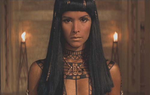 File:Mr 088PatriciaVelasquez.jpg
