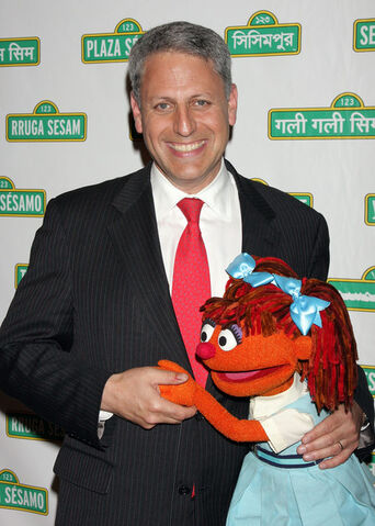 File:2008-gala-Gary Knell.jpg