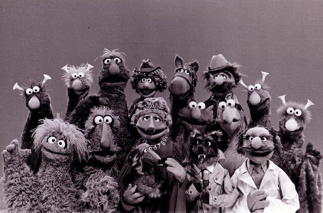 File:SSSeason12NewMuppets.jpg