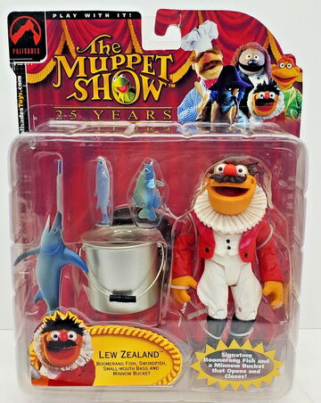 File:Lew box front.jpg
